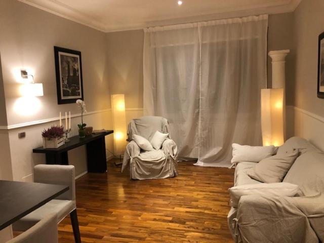 Casa Monique, Appartamento Incantevole โรม ภายนอก รูปภาพ